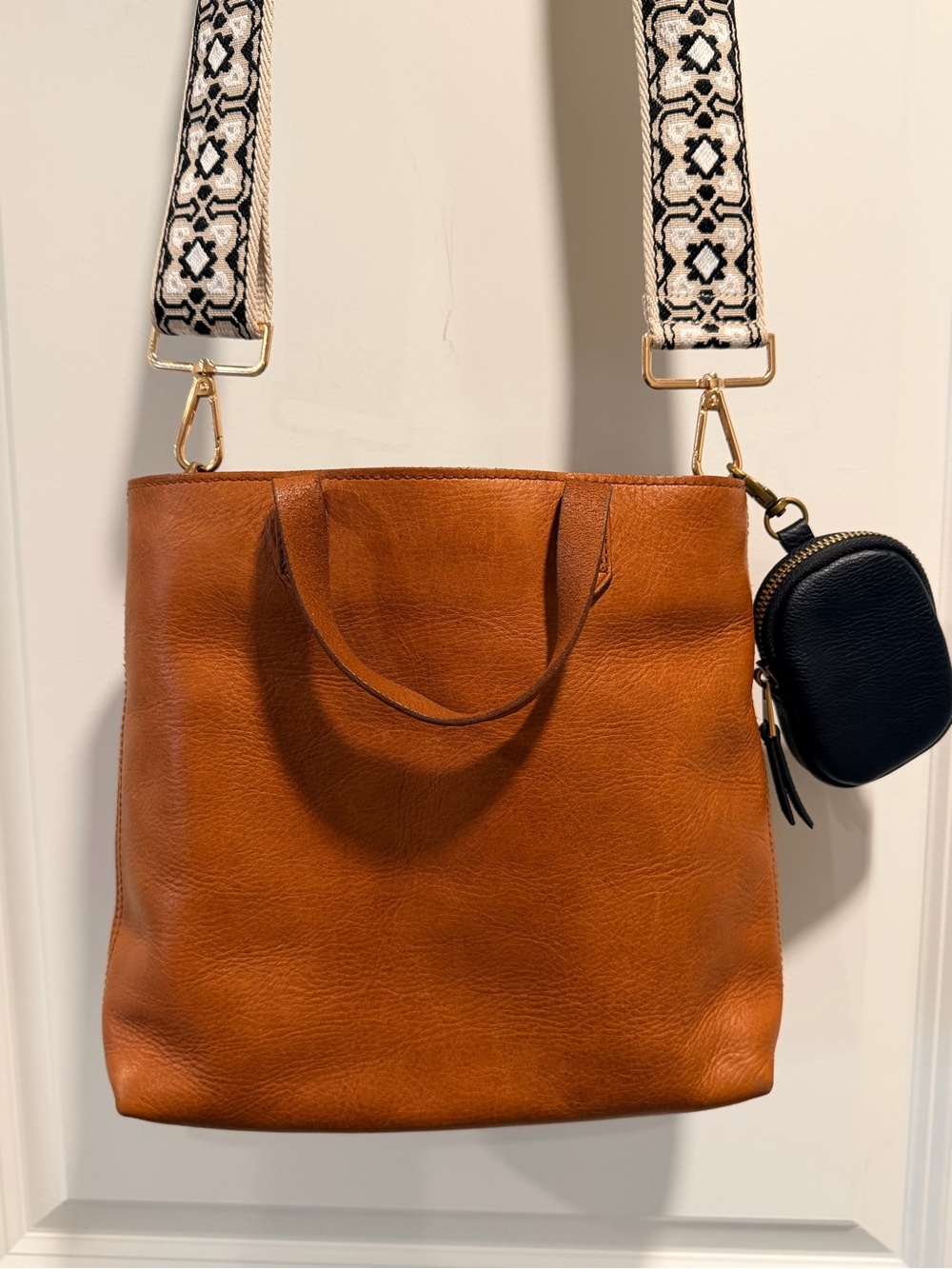 Madewell Medium Transport Leather Crossbody Tote English Saddle Geometric Strap